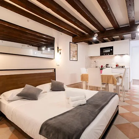 Fenix Colombina In Biennale - Your Little House-3
