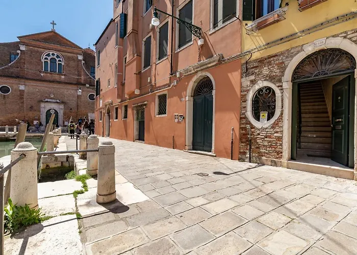 Al Campanile View And Terrace By Wonderful Italy